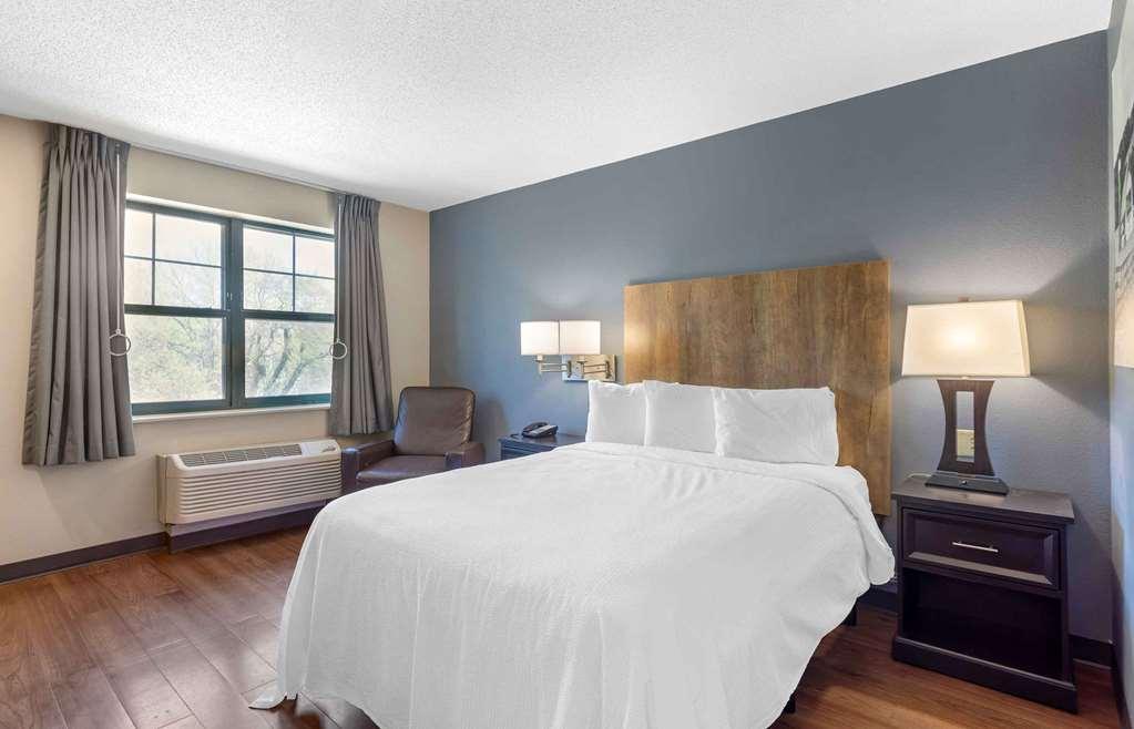 Extended Stay America Premier Suites - Nashville - Vanderbilt Room photo